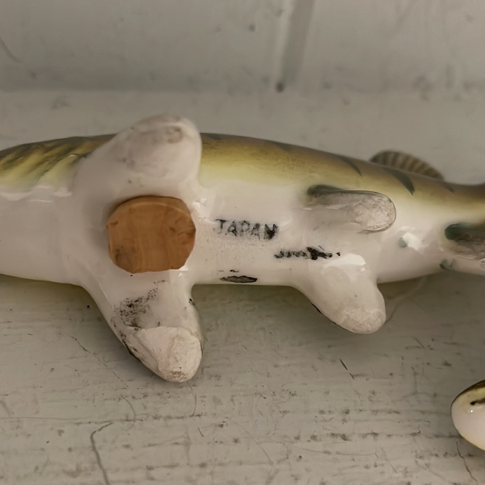 Fish salt & pepper shakers - Picture 4 of 6